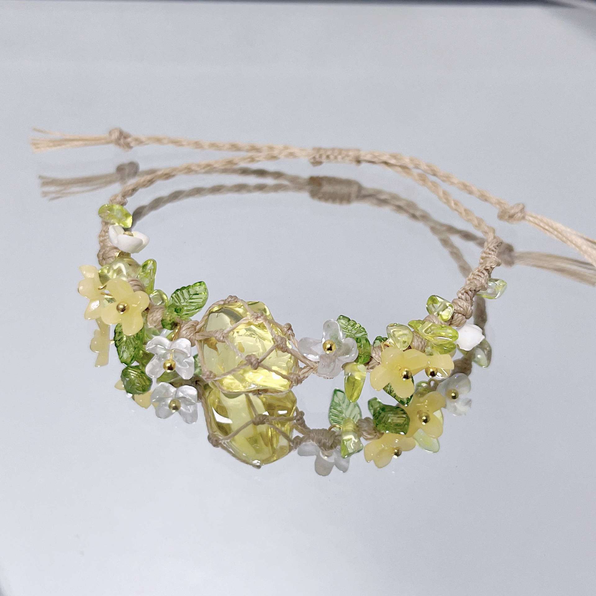 zensoullab Gardenia Blossom Soft Candy Forest Style Yellow Glass Handmade Woven Net Bag Bracelet Versatile Style Bracelet Beads Lily of the Valley