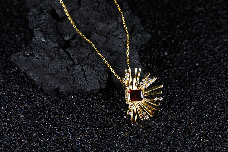 zensoullab Niche Design Hot Sale s925Silver Inlaid Natural Garnet Necklace for Women, Light Luxury Blooming Design Collarbone Chain