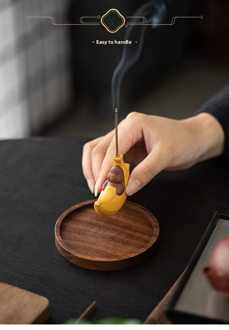 zensoullab Ceramic Banana Incense Burner for Home Use, Indoor Incense Holder, Zen Tea Ceremony Aromatherapy Burner