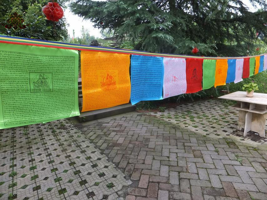zensoullab Tibetan Ethnic Supplies Prayer Flags Printing Factory Colorful Family Portrait Prayer Flags Wind Horse Flags Hanging Flags