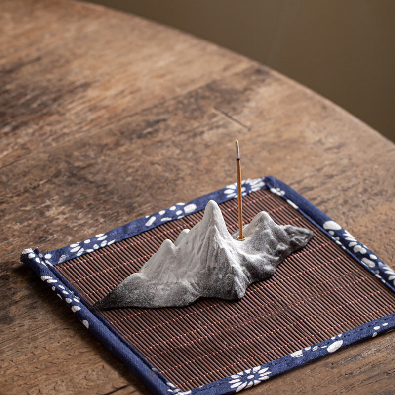 zensoullab Creative Thousand Miles of Rivers and Mountains Ceramic Ornament Rockery Tea Pet Pen Holder Home Indoor Sandalwood Incense Holder Incense Burner Incense Tray